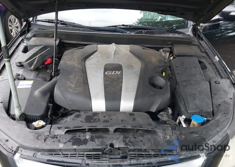 2012 Hyundai Genesis 3.8 z USA, uszkodzony, nr VIN KMHGC4DD9CU179898